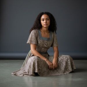 ✨ Vintage Hubbard Street Dance Floral Dress – Grey Piping – Size Small ✨